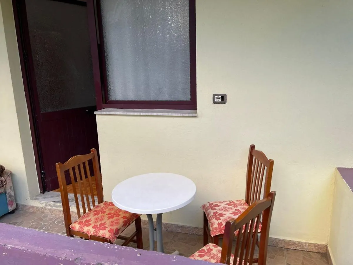 Nana'S Rooms Durres Guest house